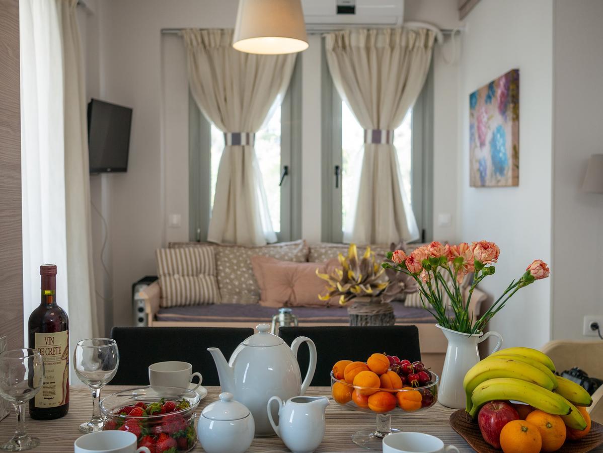 Evgoro Luxury Suites 圣加利尼 外观 照片